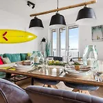 Surfers Lounge Apartamento